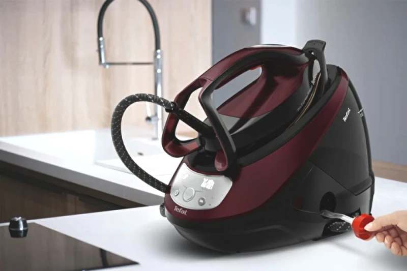 Philips PerfectCare GC 9230 İncelemesi: Ütü Yapmayı Keyfe Dönüştüren Buhar Kazanlı Canavar